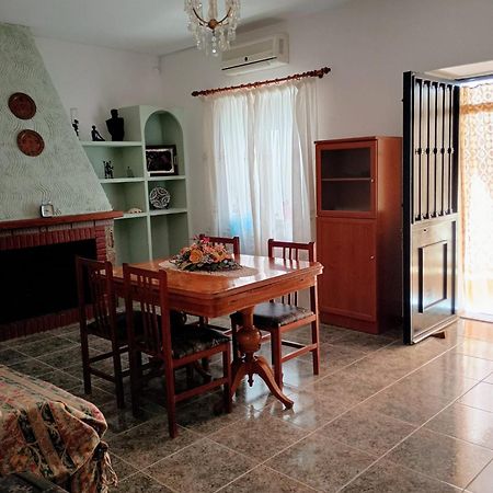 Vivienda Rural Los Iberos M&M, Castellar de Santisteban Buitenkant foto