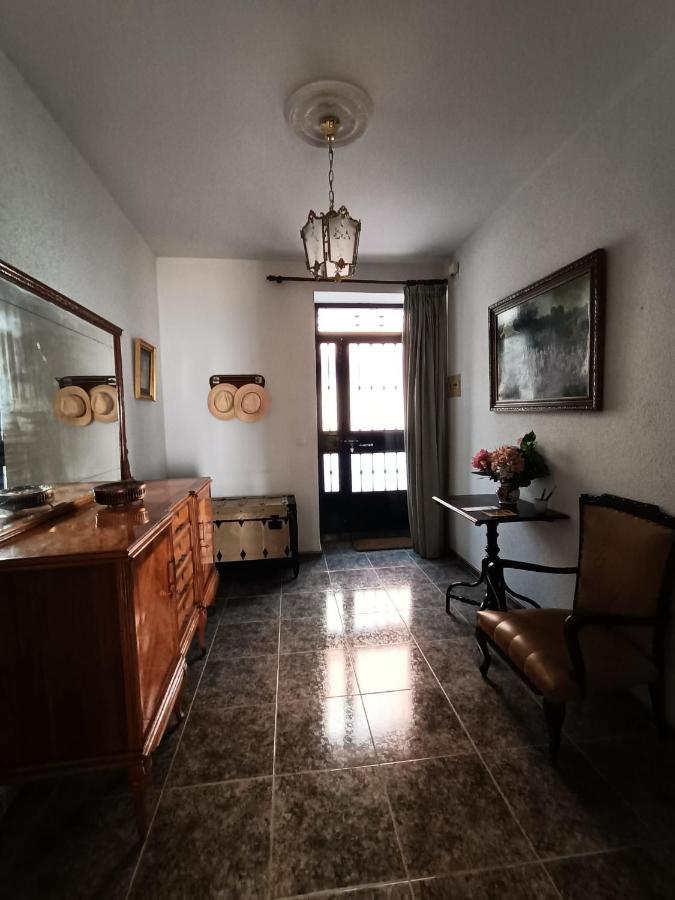 Vivienda Rural Los Iberos M&M, Castellar de Santisteban Buitenkant foto