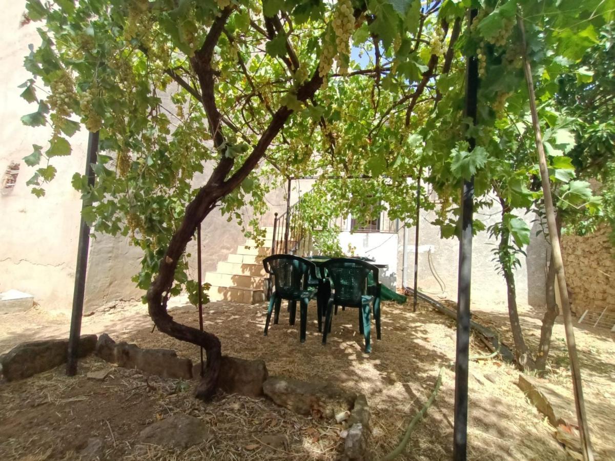 Vivienda Rural Los Iberos M&M, Castellar de Santisteban Buitenkant foto