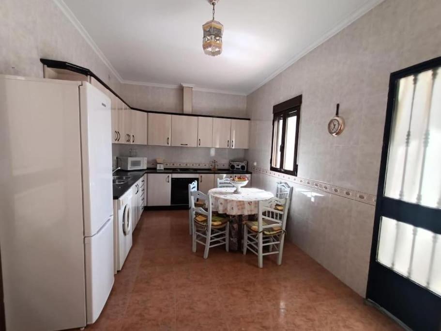 Vivienda Rural Los Iberos M&M, Castellar de Santisteban Buitenkant foto